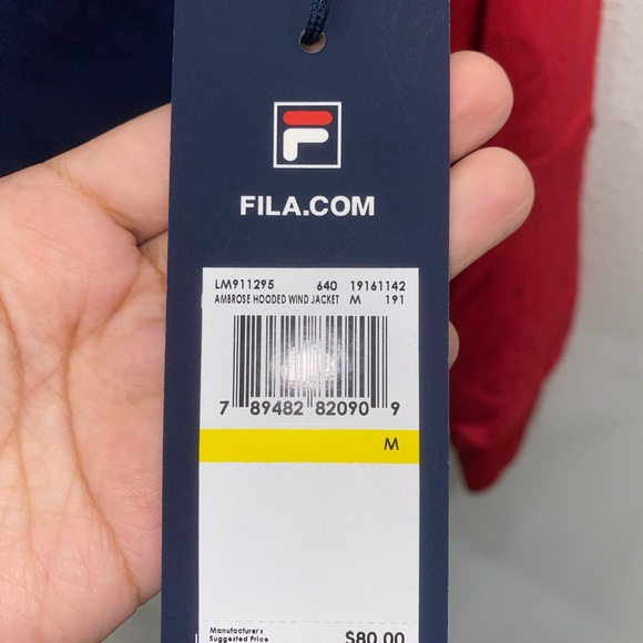 NWT FILA WINDBREAKER JACKET !! - Picture 5 of 5